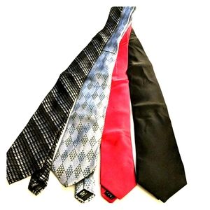 Set of 4 Van Heusen ties